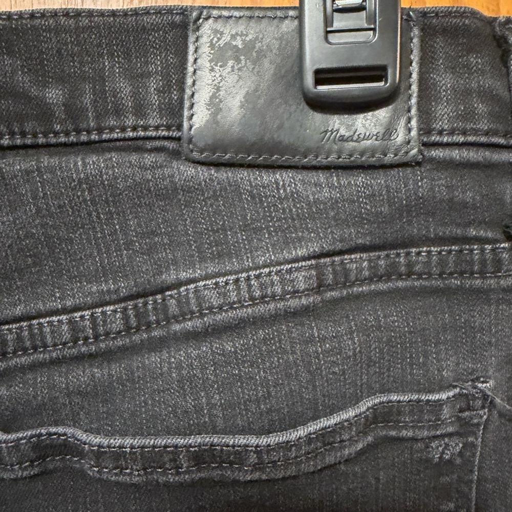 Madewell Roadtripper Skinny Jeans in Black size 31T Tall - Picture 7 of 15